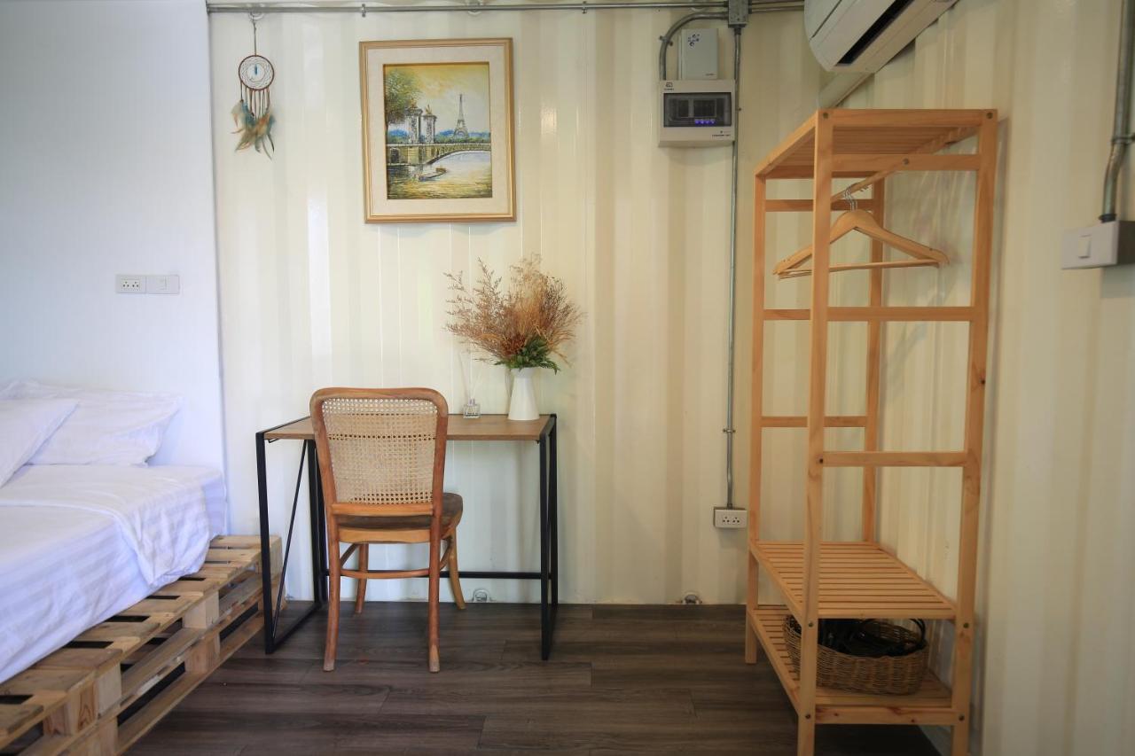 Apartament Day Off House Chiang Mai Near Walking Street Zewnętrze zdjęcie