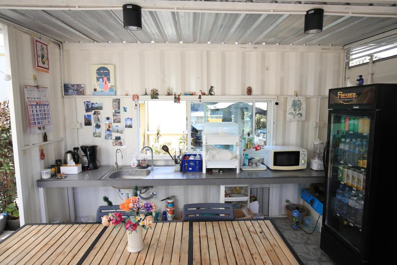 Apartament Day Off House Chiang Mai Near Walking Street Zewnętrze zdjęcie