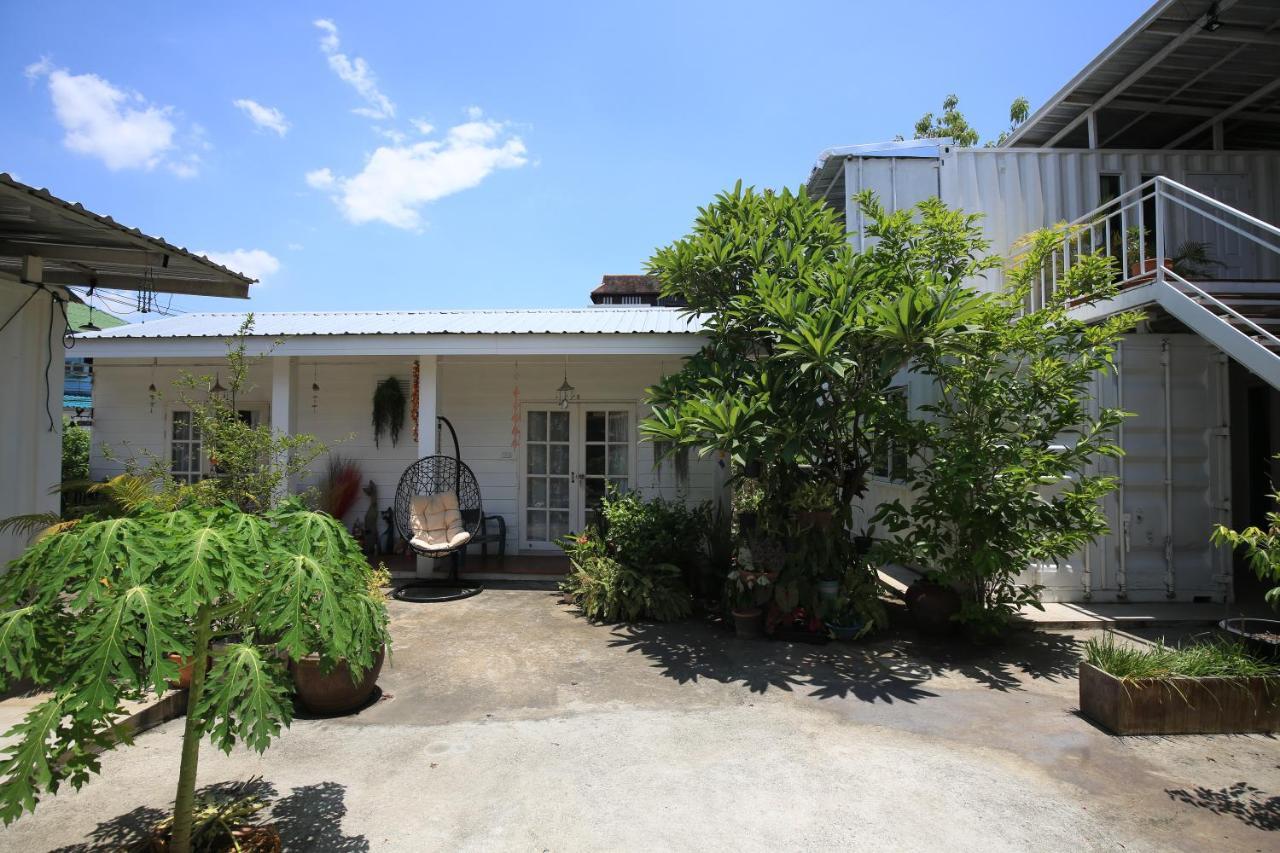 Apartament Day Off House Chiang Mai Near Walking Street Zewnętrze zdjęcie