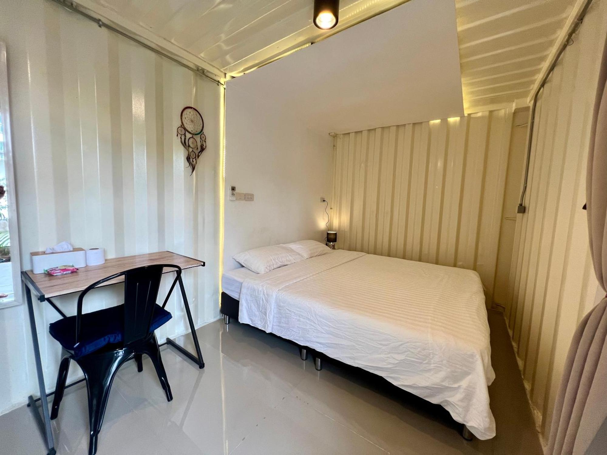Apartament Day Off House Chiang Mai Near Walking Street Zewnętrze zdjęcie